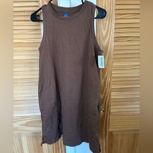 NWT with pockets! Old Navy Chocolate Brown Top size medium